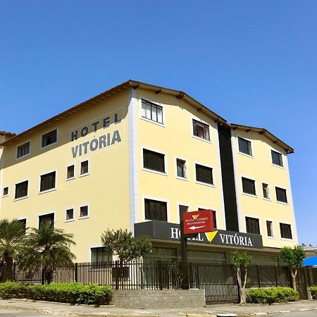 Hotel Vitoria ピンダモニャンガバ エクステリア 写真